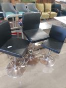 * 3 x gas lift stools