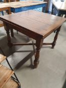 * Oak drawer leaf table
