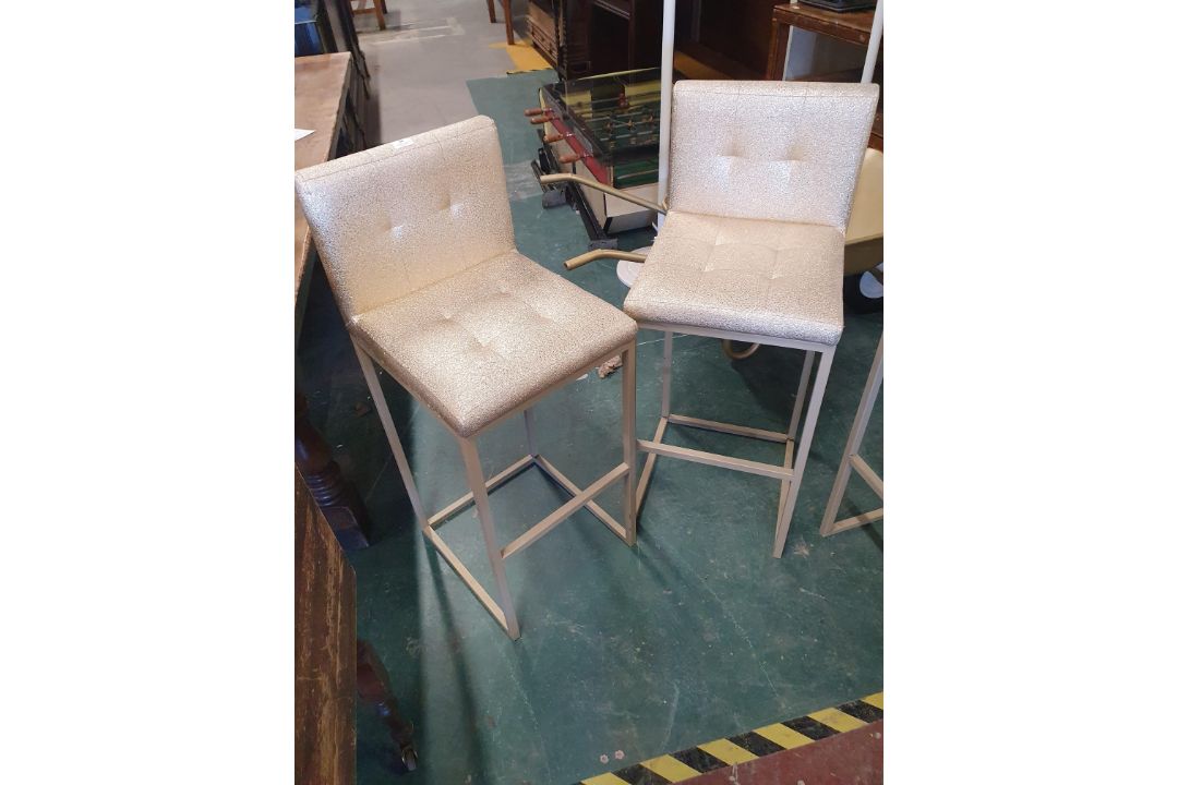 * 2 x gold sparkly stools with backs - Image 1 of 2