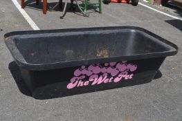 The Wet Pet Dog Bath