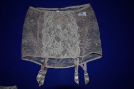 *Nina Ricci Deep Lace Suspender Belt Size: Int 2 RRP £105