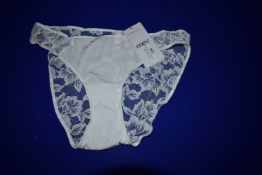 *Mey White Lace Briefs Size: 14 RRP £32