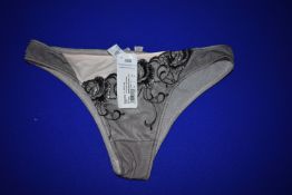 *Lise Charmel Voile De Rose Full Panty Size: XS RRP £