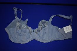 *Louisa Bracq of Paris Elise Blue Pearl Underwire Bra Size: 36C RRP £