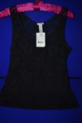 *Hanro of Switzerland Lace Illusions Black Lace Top Size: 46-48 RRP £89.95