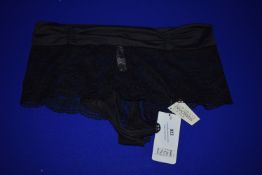 *Maison Le Jaby of Paris Black Lace Full Panty with Swarovski Crystals Size: 6 RRP £