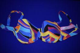 *Lise Charmel La Sporty Topique Bikini Top Size: 32E RRP £