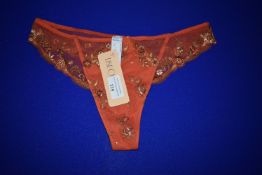 *Lise Charmel Vibration Sutra Thong Size: S RRP £