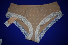 *Lise Charmel Paisirs Exqu Full Panty Size: 12 RRP £85