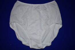 *Louisa Bracq of Paris Elise White Full Panty Size: M RRP £