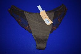 *Lise Charmel Feminin Classe Thong Size: M RRP £