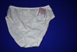 *Conturelle Felina Swiss Broidery Ivory Full Panty Size: 14 RRP £