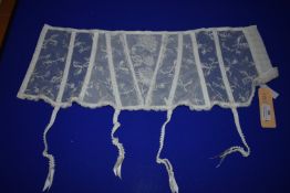 *Lise Charmel Ultra Feminin Suspender Belt Size: S RRP £