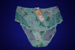 *Lise Charmel Glam Nymphea Full Panty Size: M RRP £