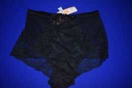 *Lise Charmel Soiree Libertine Full Panty Size: XL RRP £