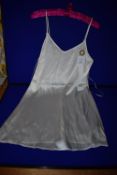 *Feraud of Paris Ivory Satin Night Top Size: 16 RRP £