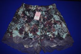 *Tata Beatrice Shorts Floreale Pattern Size: 12 RRP £89