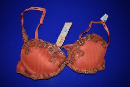 *Lise Charmel Vibrastion Sutra Padded Bra with Swarovski Crystal Size: 32B RRP £