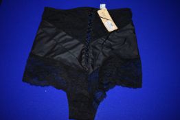 *Lise Charmel Nocturne Party Full Panty Size: L RRP £115