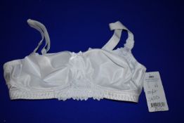 *Chantelle White Bra Size: 34DD RRP £60