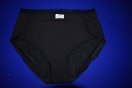 *Shantelle Black Briefs Size: XL RRP £