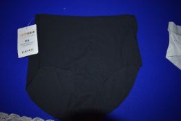 *Hanro of Switzerland Invisible Cotton Black Panty Size: 42-44 RRP £
