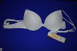 *Lise Charmel Graphic Beauty White Bikini Top Size: 34B RRP £