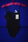 *Hanro of Switzerland Emina Black Body Size: L RRP £