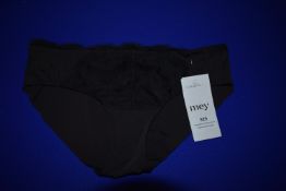 *Mey Black Lace Briefs Size: 10 RRP £36