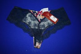 *Lise Charmel Flowers Only Full Panty Size: XS RRP £