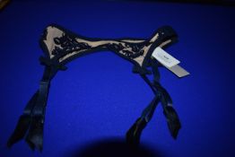 *Huit of Paris Devine Idylle Suspender Belt Size: 2 (to match previous lot) RRP £