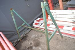 Vinyl Roll Trellis Feeder Stand (no bar)
