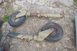 Pair of Lifting Legs on Wheels