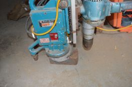 Black & Decker Magnetic Pillar Drill