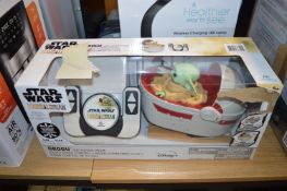 *Star Wards The Mandalorian Grogu & Hover Pram