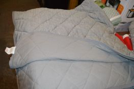 *Grey Throw 152x177cm