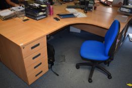 *Light Beech Effect & Silver L-Shape Desk with Matching Standalone Four Drawer Unit, and Gas-Lift