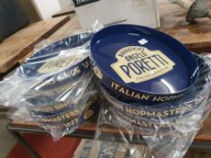 * 9 x branded drinks trays