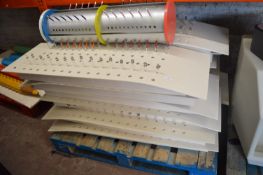 12pc Wall Mounted Glass Unit