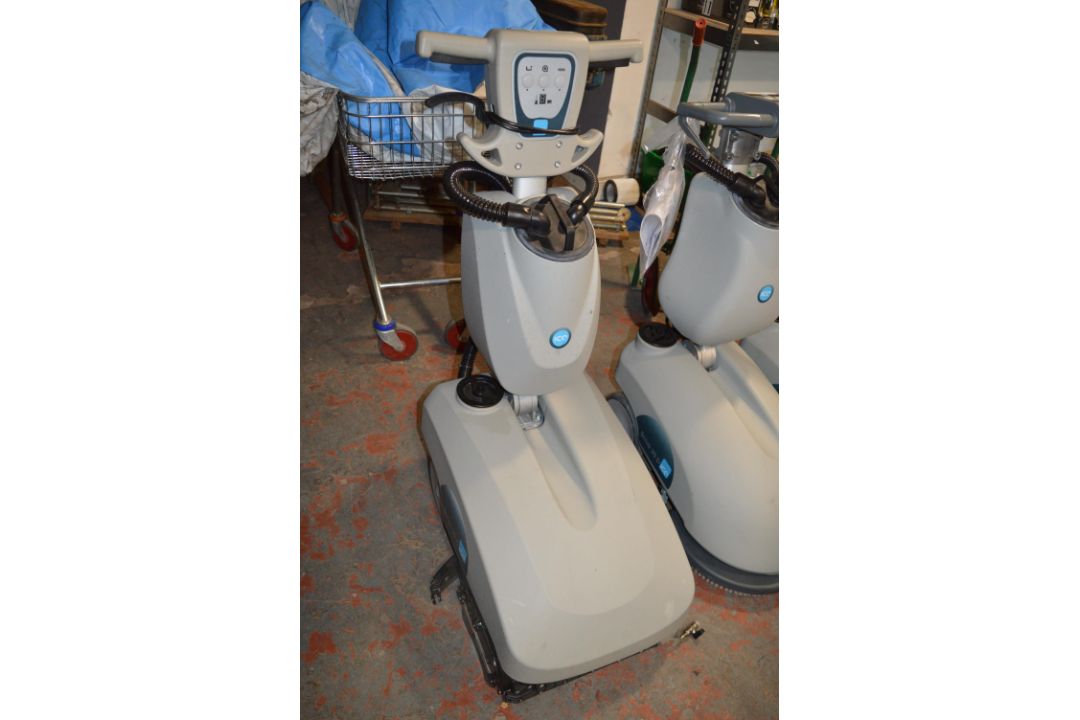 *Ice Scrub 35C Floor Cleaner - Image 1 of 2
