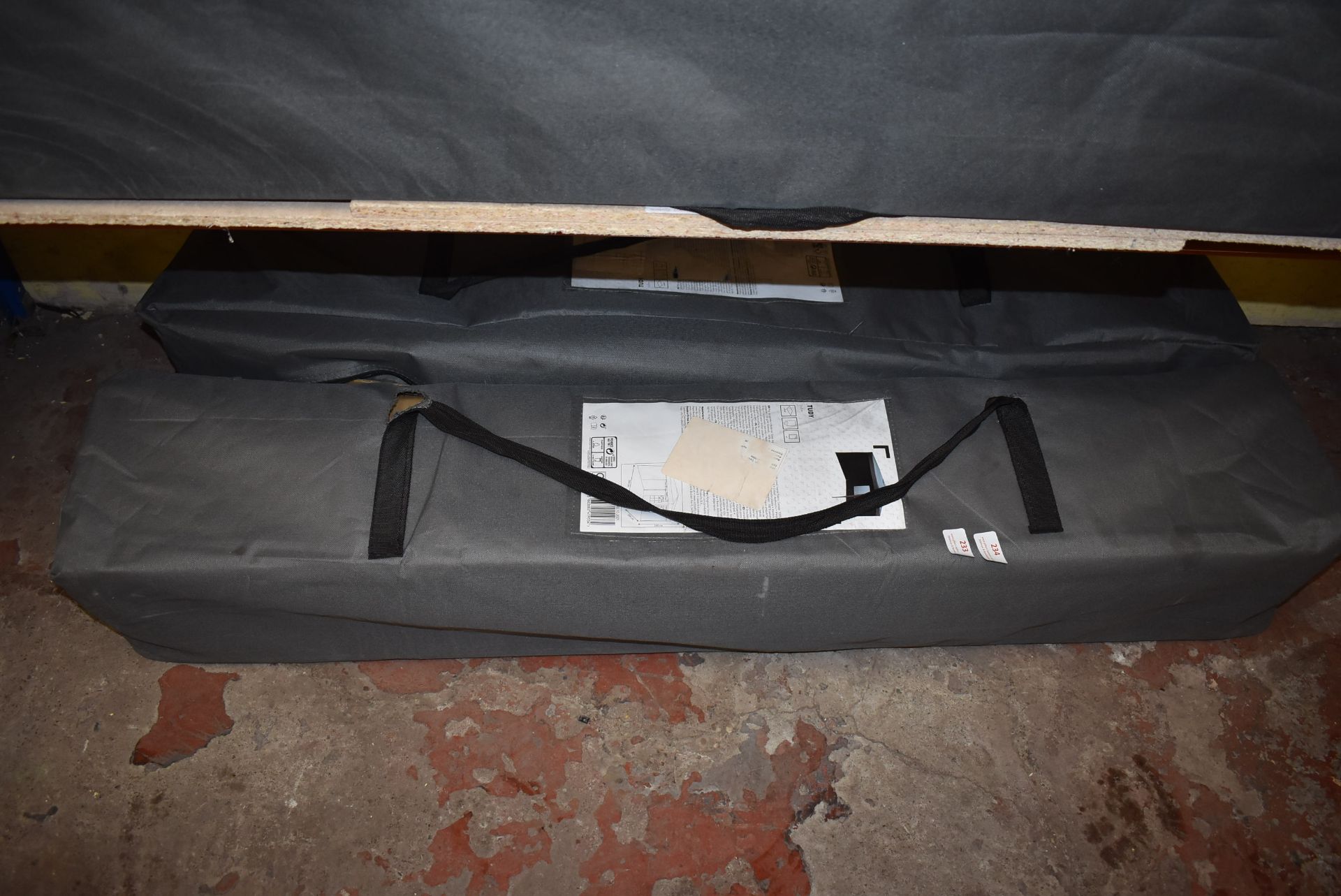 *3x3m Popup Gazebo with Bag (salvage)