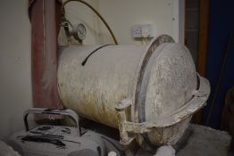 *Vacuum Pump (Vacuum Motor requires attention) with Chamber