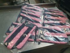 * 13 x Jack Wills oven mits