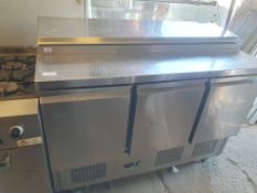 * Kingfisher PS300 3 door pizza preptop fridge with gastros and cover