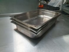 * 3 x 1/1 gastronomes