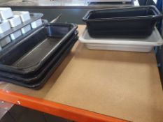 * 5 x ceramic gastros