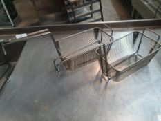 * 2 x fryer baskets