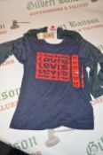 Levi’s 2pc T-Shirt and Hoodie Set Size: 7-8 years