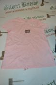 *Levi’s Pink T-Shirt Size: M