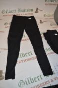 *Jezebel Lightweight Leggings Size: L